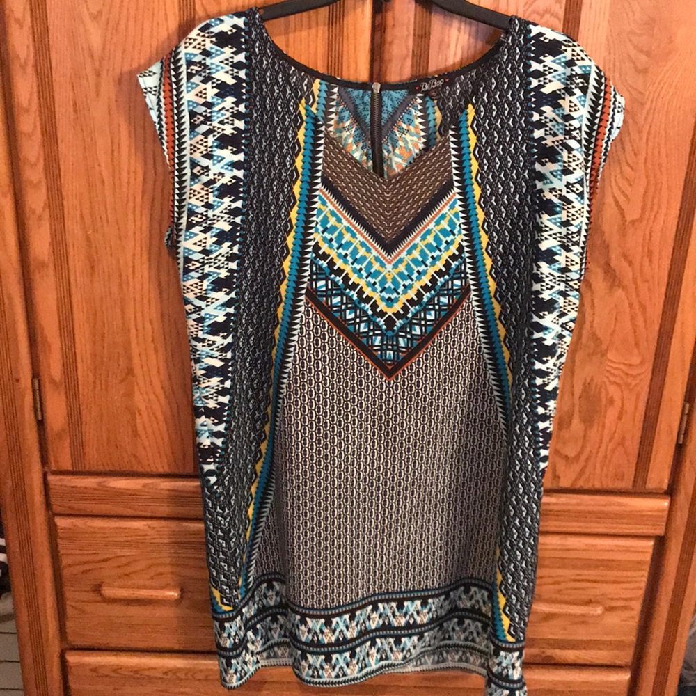 Patterned blue tunic dress